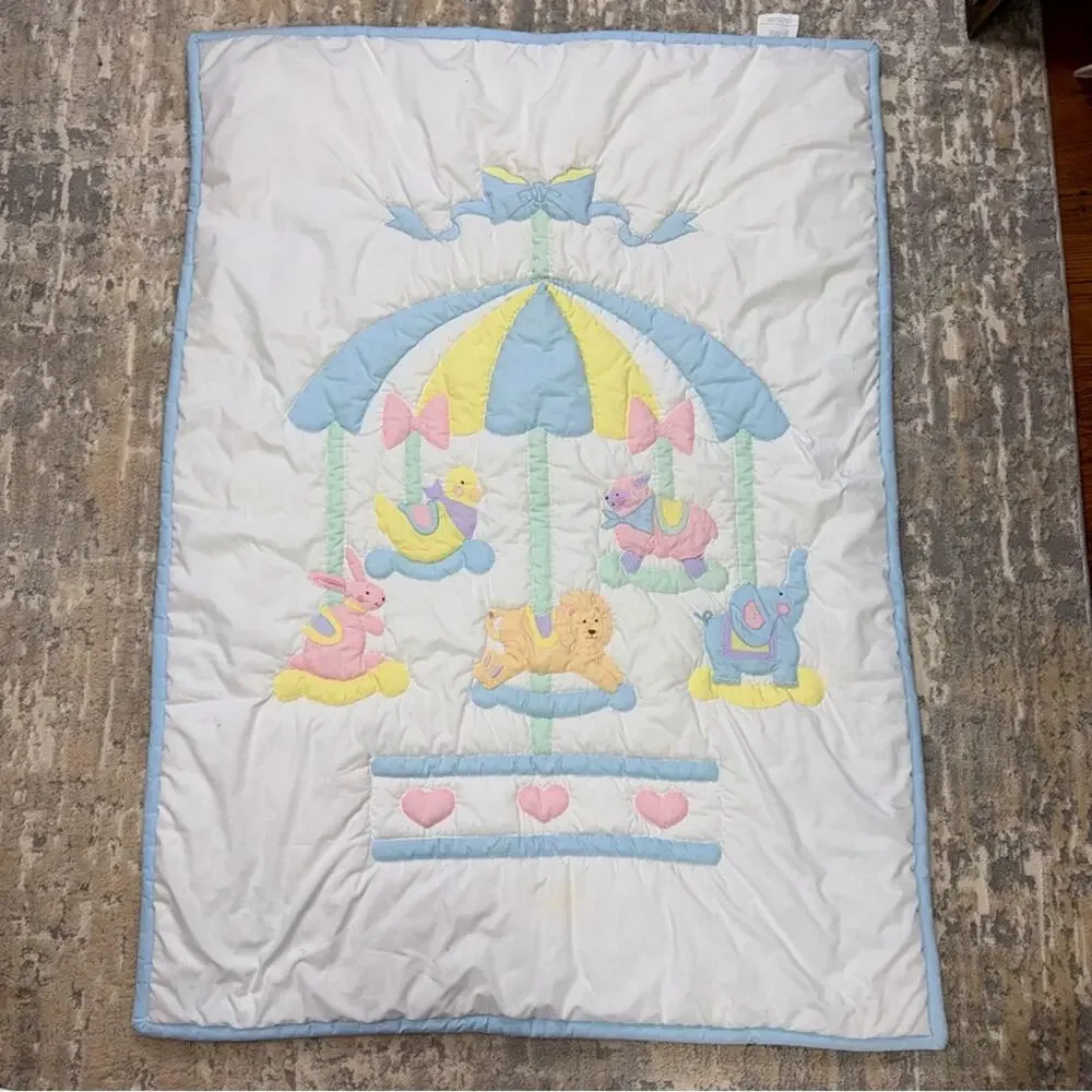 Vintage House of Hatten Carousel Animals Crib Quilt Pastel 35x48